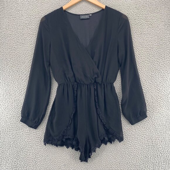 ASTR Romper Womens Medium Black Surplice Neck Long Sleeves Lace Shorts Blouse - Picture 1 of 12